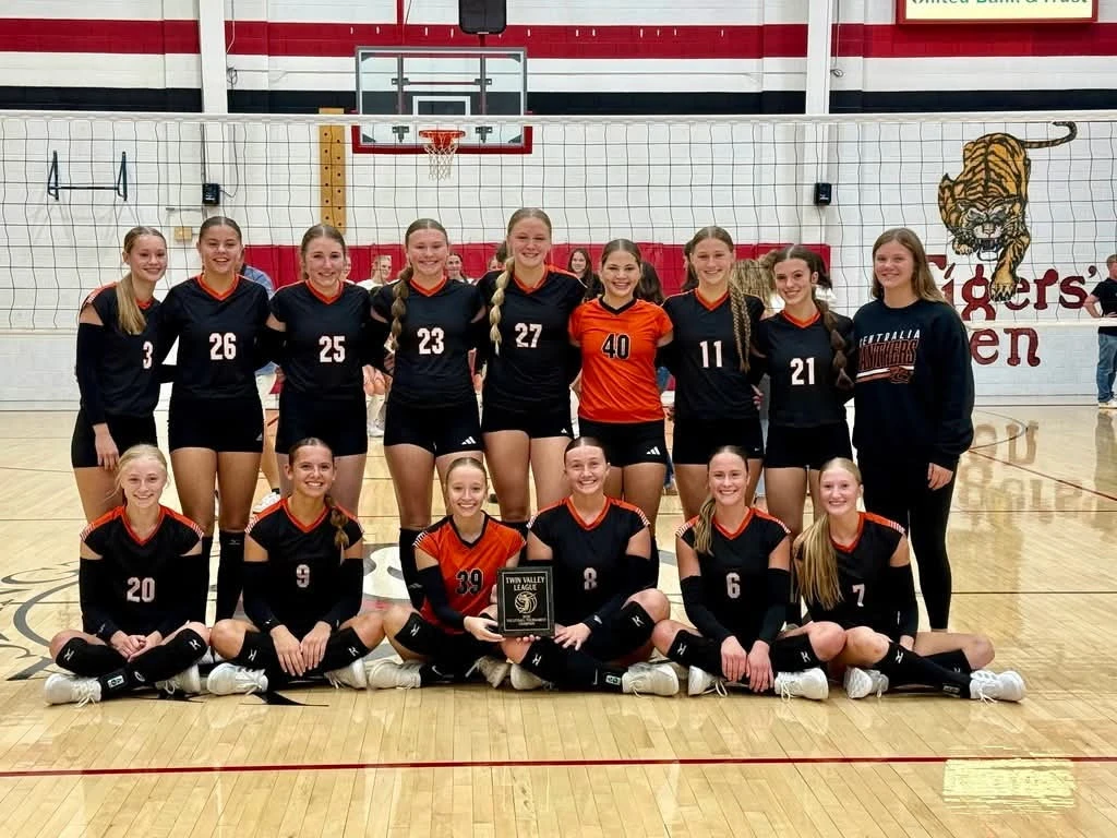 Centralia Volleyball Wins TVL Tournament